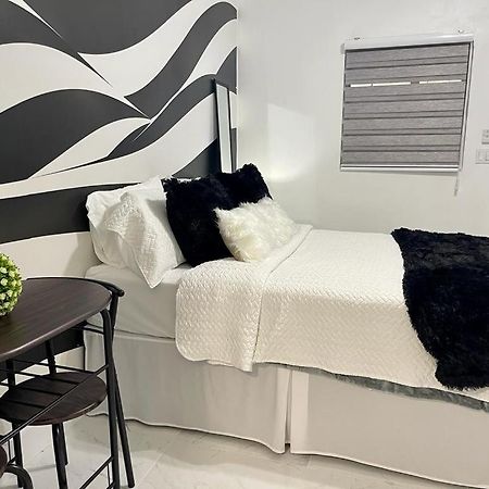 Cozy Studio, Prime Location, Remodeled, 1 Parking West Palm Beach Eksteriør billede