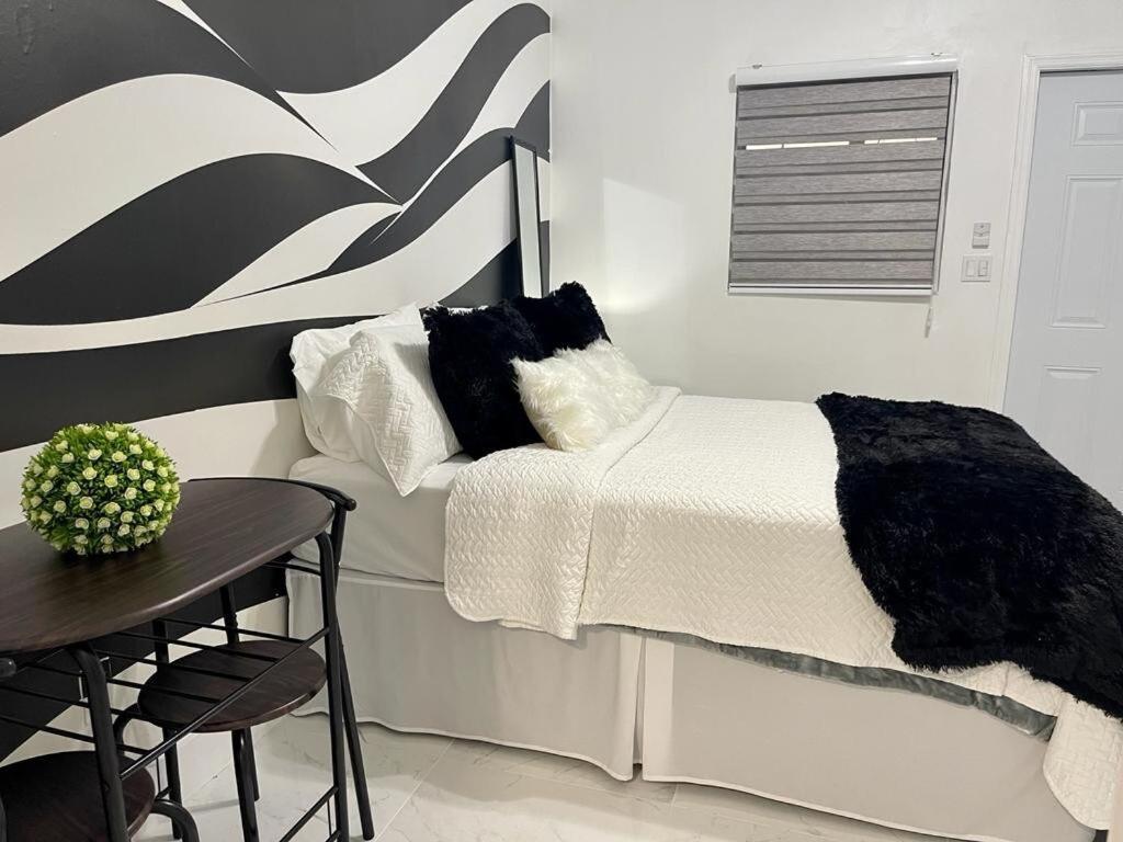 Cozy Studio, Prime Location, Remodeled, 1 Parking West Palm Beach Eksteriør billede