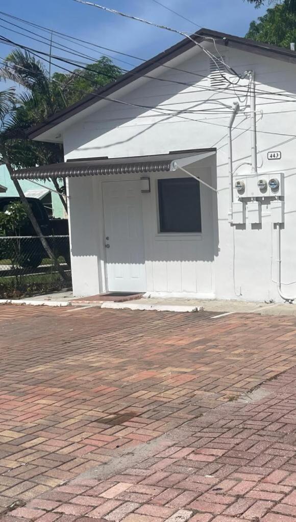 Cozy Studio, Prime Location, Remodeled, 1 Parking West Palm Beach Eksteriør billede